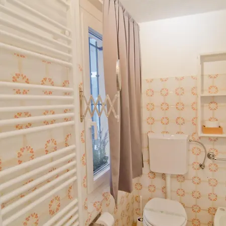 Apartment Bixio 81 *
